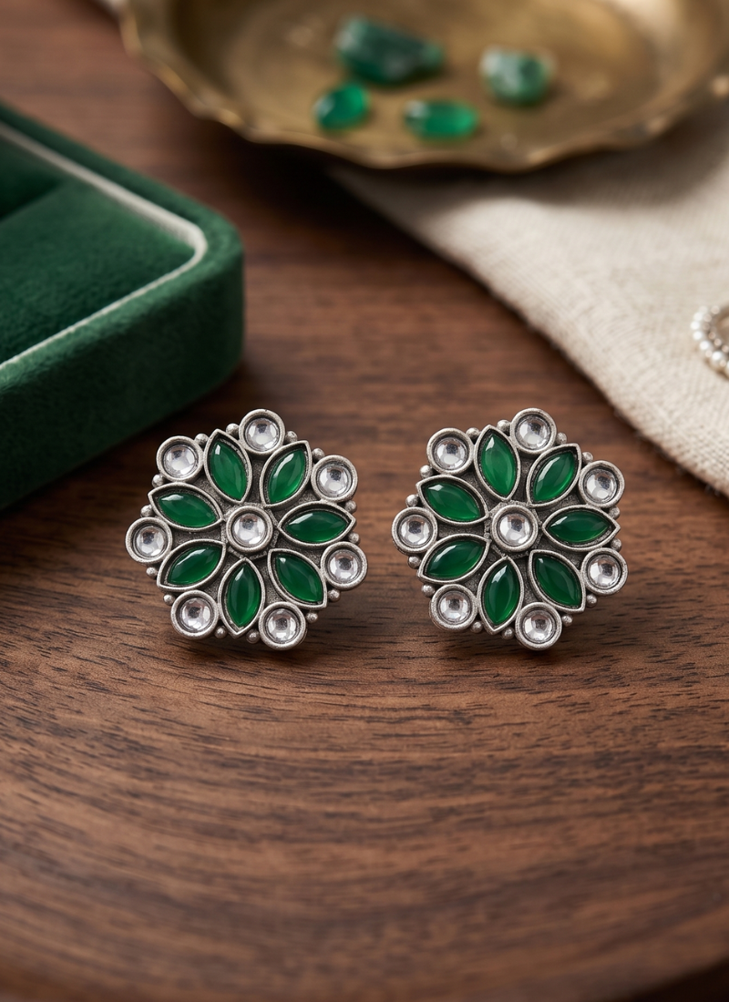 Seevee Fashion Gold Plated Kundan Stone Stud Earrings for Women