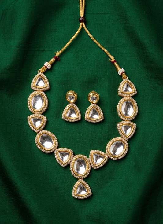 Seevee Fashion Gold Plated Kundan Stone Choker Necklace Set