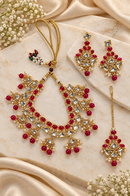 Seevee Fashion Gold Plated Kundan Stone And Beads Choker Necklace Set
